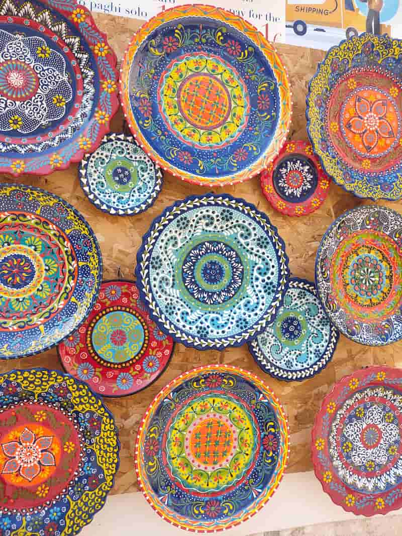 Colorful ceramics in Monopoli