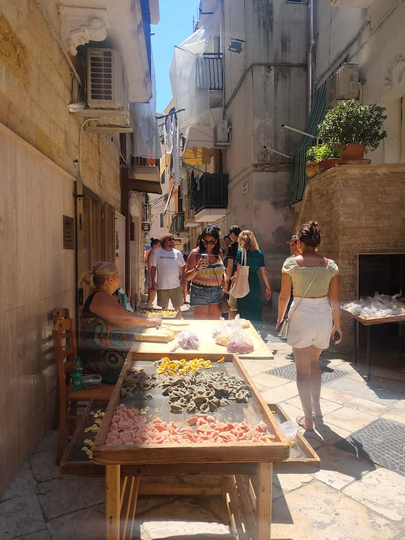 Strada delle orrechiette, Bari